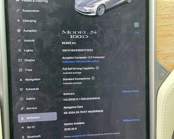 Білий Тесла Модель С, об'ємом двигуна 0 л та пробігом 88 тис. км за 14990 $, фото 6 на Automoto.ua