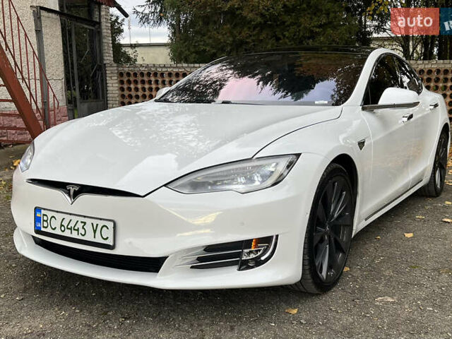 Білий Тесла Модель С, об'ємом двигуна 0 л та пробігом 76 тис. км за 24200 $, фото 4 на Automoto.ua