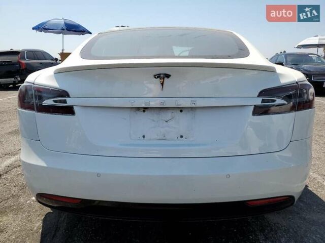 Белый Тесла Модель С, объемом двигателя 0 л и пробегом 56 тыс. км за 8400 $, фото 5 на Automoto.ua