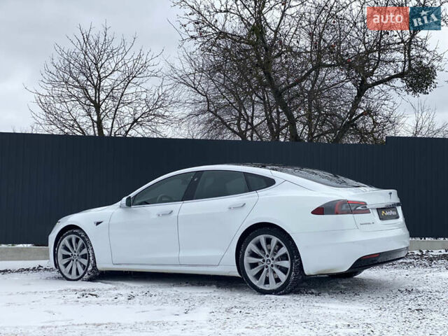 Белый Тесла Модель С, объемом двигателя 0 л и пробегом 183 тыс. км за 18300 $, фото 99 на Automoto.ua