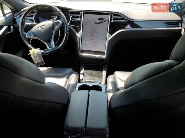 Белый Тесла Модель С, объемом двигателя 0 л и пробегом 56 тыс. км за 8400 $, фото 7 на Automoto.ua