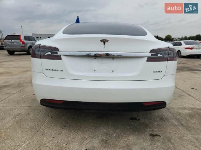 Білий Тесла Модель С, об'ємом двигуна 0 л та пробігом 107 тис. км за 7400 $, фото 5 на Automoto.ua