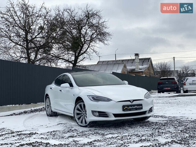 Белый Тесла Модель С, объемом двигателя 0 л и пробегом 183 тыс. км за 18300 $, фото 86 на Automoto.ua