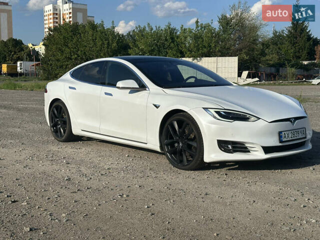 Тесла Модель С 2018 в Харькове на Automoto.ua Белый Тесла Модель С, объемом двигателя 0 л и пробегом 58 тыс. км за 25000 $, фото 11 на Automoto.ua