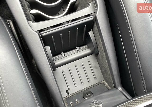 Белый Тесла Модель С, объемом двигателя 0 л и пробегом 183 тыс. км за 18300 $, фото 38 на Automoto.ua