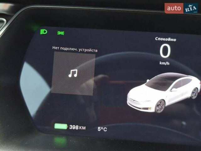 Белый Тесла Модель С, объемом двигателя 0 л и пробегом 178 тыс. км за 22999 $, фото 2 на Automoto.ua