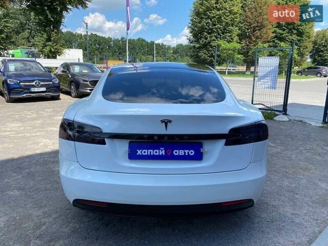 Белый Тесла Модель С, объемом двигателя 0 л и пробегом 84 тыс. км за 23000 $, фото 6 на Automoto.ua