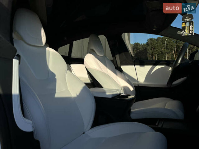 Белый Тесла Модель С, объемом двигателя 0 л и пробегом 99 тыс. км за 18900 $, фото 30 на Automoto.ua