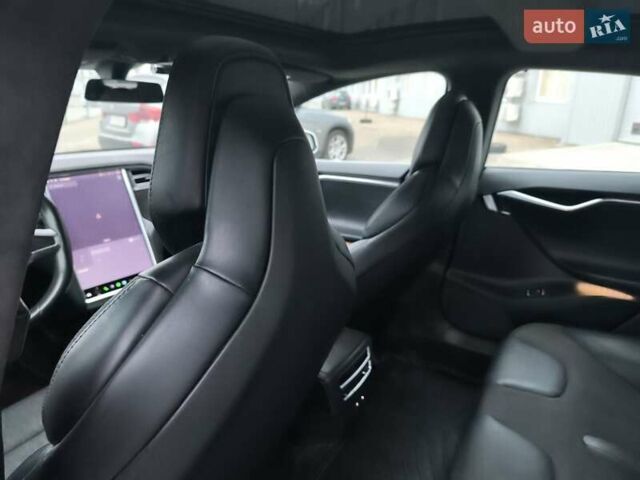 Белый Тесла Модель С, объемом двигателя 0 л и пробегом 178 тыс. км за 22999 $, фото 45 на Automoto.ua