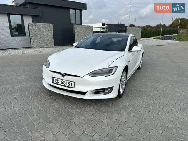 Білий Тесла Модель С, об'ємом двигуна 0 л та пробігом 238 тис. км за 17700 $, фото 4 на Automoto.ua