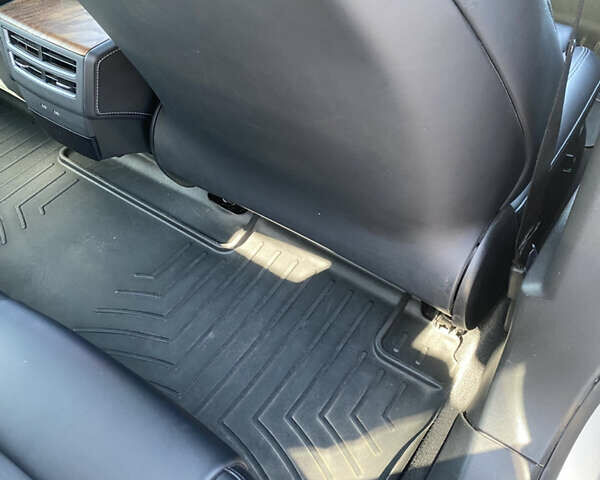 Білий Тесла Модель С, об'ємом двигуна 0 л та пробігом 128 тис. км за 19100 $, фото 11 на Automoto.ua