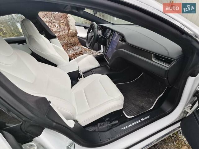 Білий Тесла Модель С, об'ємом двигуна 0 л та пробігом 39 тис. км за 34999 $, фото 11 на Automoto.ua