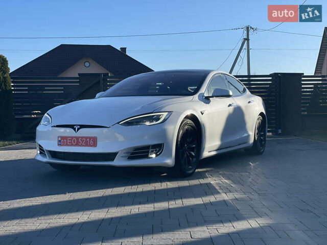 Белый Тесла Модель С, объемом двигателя 0 л и пробегом 135 тыс. км за 28300 $, фото 28 на Automoto.ua