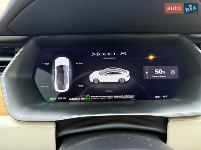 Білий Тесла Модель С, об'ємом двигуна 0 л та пробігом 52 тис. км за 27800 $, фото 33 на Automoto.ua