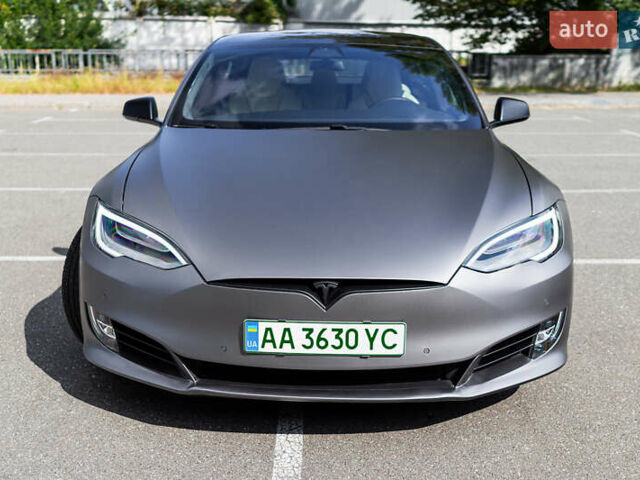 Білий Тесла Модель С, об'ємом двигуна 0 л та пробігом 193 тис. км за 24500 $, фото 15 на Automoto.ua