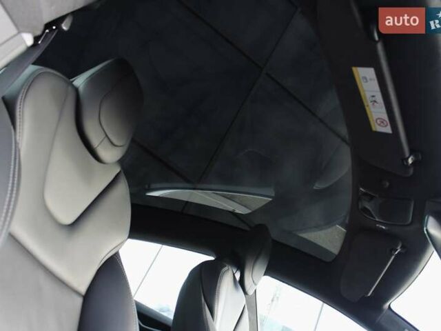 Білий Тесла Модель С, об'ємом двигуна 0 л та пробігом 118 тис. км за 29700 $, фото 13 на Automoto.ua