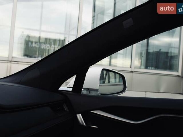 Белый Тесла Модель С, объемом двигателя 0 л и пробегом 117 тыс. км за 29700 $, фото 31 на Automoto.ua