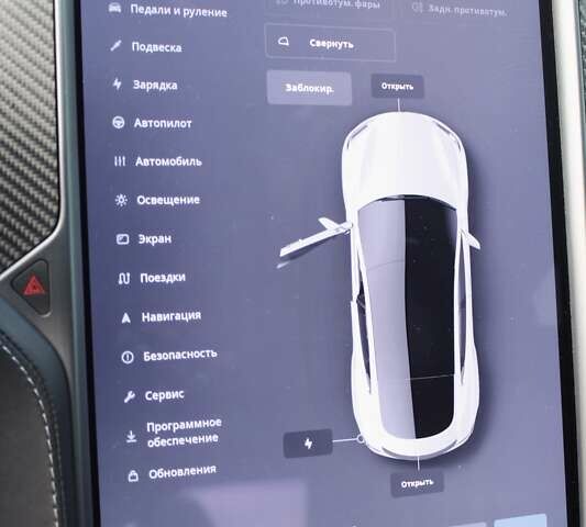 Белый Тесла Модель С, объемом двигателя 0 л и пробегом 117 тыс. км за 29700 $, фото 29 на Automoto.ua