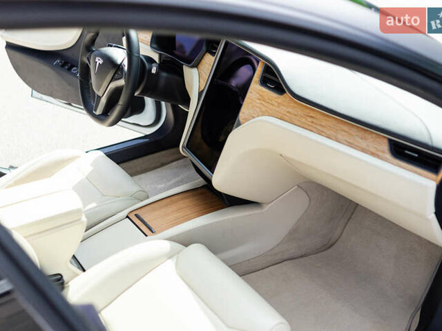 Білий Тесла Модель С, об'ємом двигуна 0 л та пробігом 193 тис. км за 24500 $, фото 21 на Automoto.ua