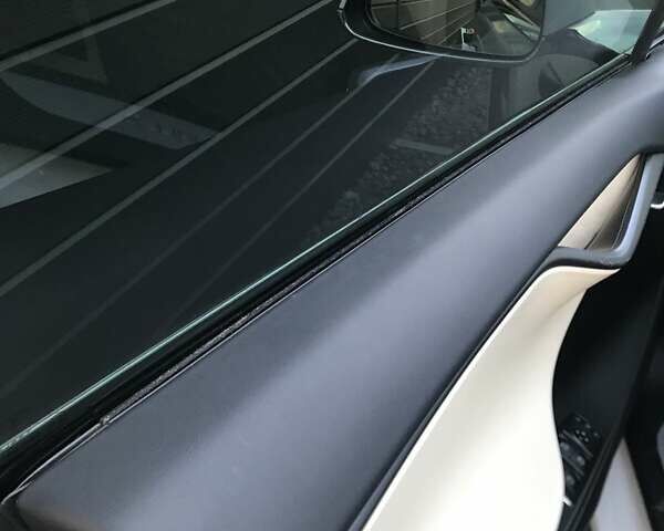 Белый Тесла Модель С, объемом двигателя 0 л и пробегом 55 тыс. км за 25000 $, фото 13 на Automoto.ua