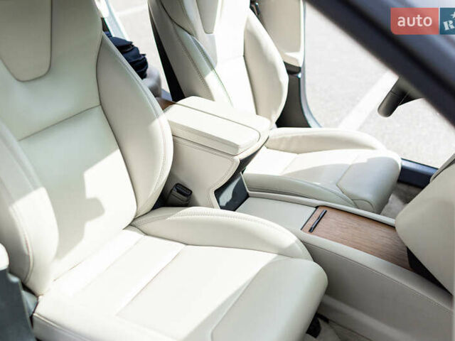 Білий Тесла Модель С, об'ємом двигуна 0 л та пробігом 193 тис. км за 24500 $, фото 22 на Automoto.ua