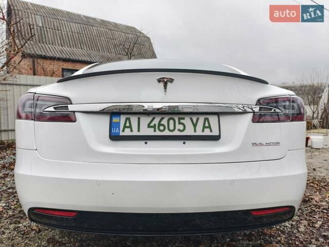 Білий Тесла Модель С, об'ємом двигуна 0 л та пробігом 39 тис. км за 34999 $, фото 3 на Automoto.ua