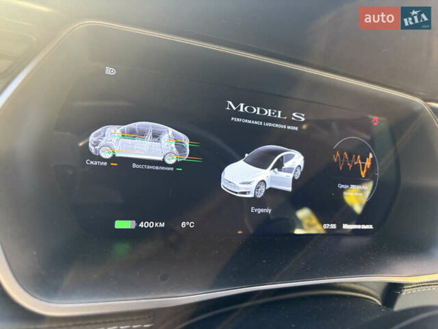 Белый Тесла Модель С, объемом двигателя 0 л и пробегом 85 тыс. км за 29500 $, фото 27 на Automoto.ua