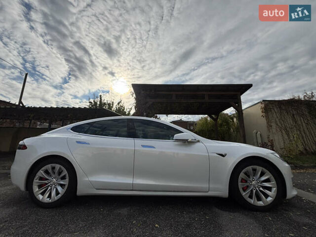 Белый Тесла Модель С, объемом двигателя 0 л и пробегом 85 тыс. км за 29500 $, фото 19 на Automoto.ua