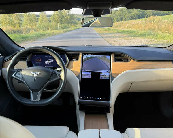 Тесла Модель С 2020 у Івано-Франківську на Automoto.ua Білий Тесла Модель С, об'ємом двигуна 0 л та пробігом 49 тис. км за 27900 $, фото 7 на Automoto.ua