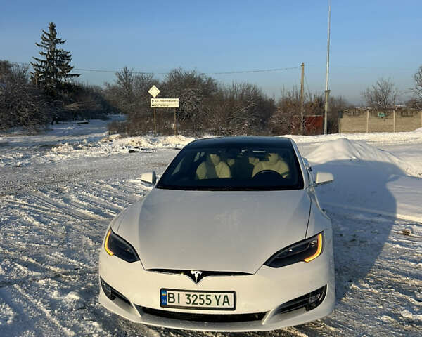 Білий Тесла Модель С, об'ємом двигуна 0 л та пробігом 118 тис. км за 29500 $, фото 1 на Automoto.ua
