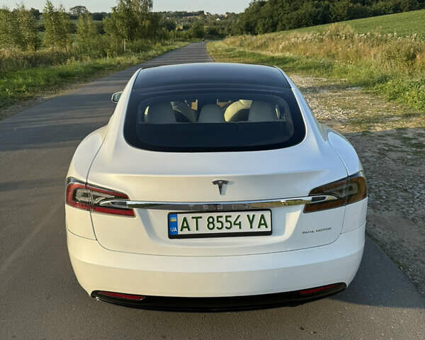 Тесла Модель С 2020 у Івано-Франківську на Automoto.ua Білий Тесла Модель С, об'ємом двигуна 0 л та пробігом 49 тис. км за 27900 $, фото 1 на Automoto.ua