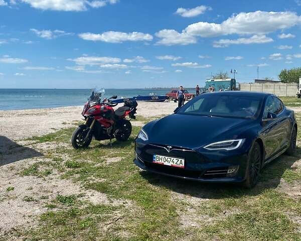 Тесла Модель С 2020 у Одесі на Automoto.ua Білий Тесла Модель С, об'ємом двигуна 0 л та пробігом 80 тис. км за 35000 $, фото 6 на Automoto.ua