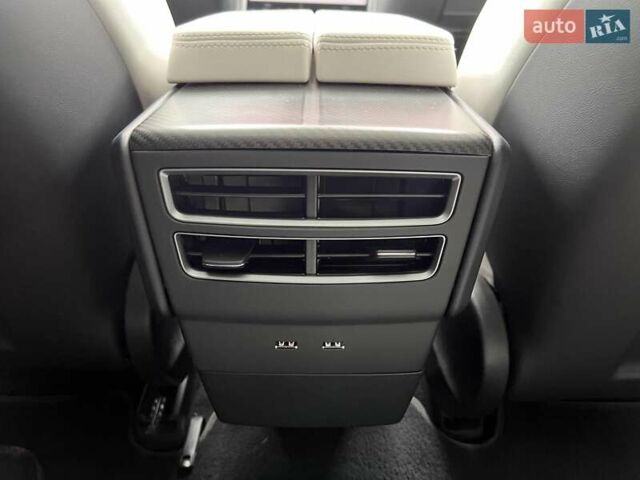 Тесла Модель С 2020 у Львові на Automoto.ua Білий Тесла Модель С, об'ємом двигуна 0 л та пробігом 34 тис. км за 30400 $, фото 39 на Automoto.ua