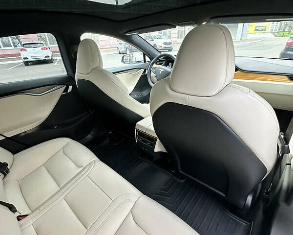Тесла Модель С 2020 в Одессе на Automoto.ua Белый Тесла Модель С, объемом двигателя 0 л и пробегом 39 тыс. км за 27500 $, фото 13 на Automoto.ua