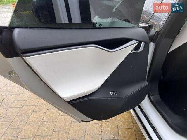 Тесла Модель С 2020 у Львові на Automoto.ua Білий Тесла Модель С, об'ємом двигуна 0 л та пробігом 34 тис. км за 30400 $, фото 36 на Automoto.ua