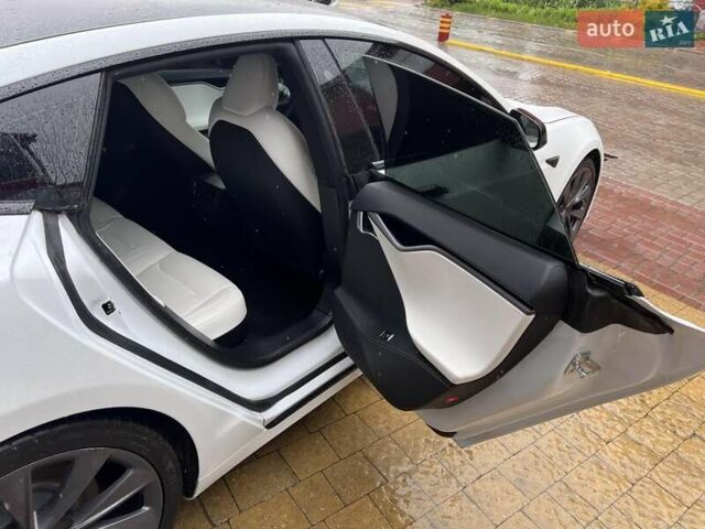 Тесла Модель С 2020 у Львові на Automoto.ua Білий Тесла Модель С, об'ємом двигуна 0 л та пробігом 34 тис. км за 30400 $, фото 44 на Automoto.ua