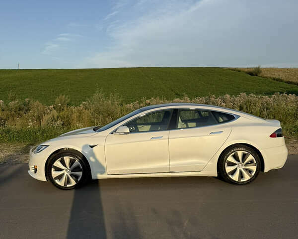 Тесла Модель С 2020 у Івано-Франківську на Automoto.ua Білий Тесла Модель С, об'ємом двигуна 0 л та пробігом 49 тис. км за 27900 $, фото 2 на Automoto.ua