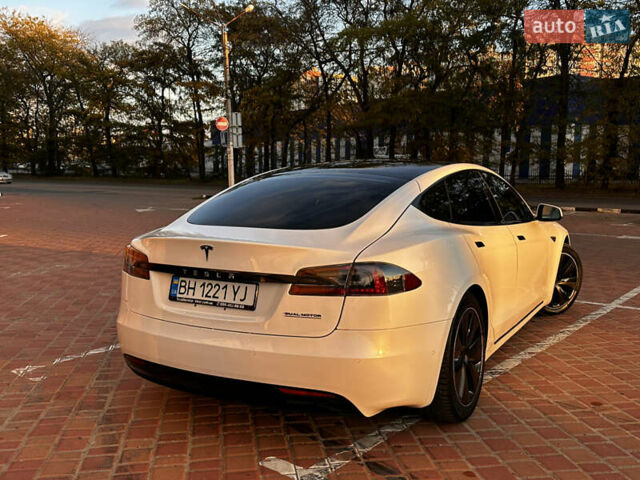 Тесла Модель С 2020 в Одессе на Automoto.ua Белый Тесла Модель С, объемом двигателя 0 л и пробегом 39 тыс. км за 27500 $, фото 2 на Automoto.ua