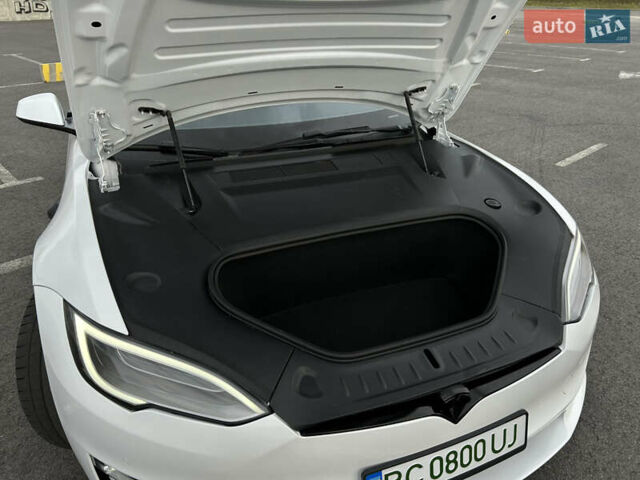 Тесла Модель С 2021 у Львові на Automoto.ua Білий Тесла Модель С, об'ємом двигуна 0 л та пробігом 49 тис. км за 41900 $, фото 26 на Automoto.ua