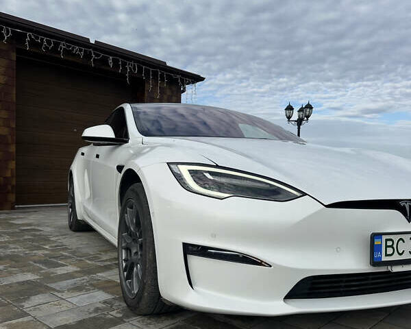 Белый Тесла Модель С, объемом двигателя 0 л и пробегом 20 тыс. км за 42000 $, фото 2 на Automoto.ua