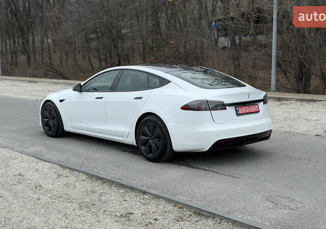 Белый Тесла Модель С, объемом двигателя 0 л и пробегом 42 тыс. км за 35500 $, фото 2 на Automoto.ua