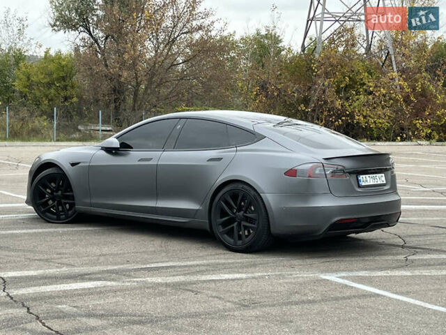 Белый Тесла Модель С, объемом двигателя 0 л и пробегом 68 тыс. км за 39900 $, фото 3 на Automoto.ua