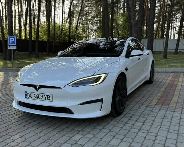Білий Тесла Модель С, об'ємом двигуна 0 л та пробігом 38 тис. км за 33000 $, фото 8 на Automoto.ua