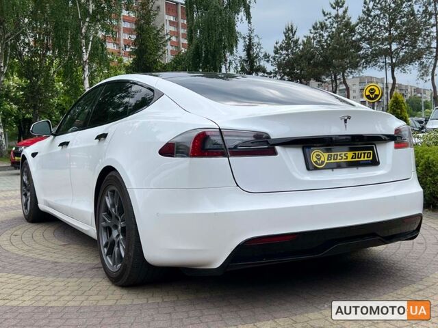 Белый Тесла Модель С, объемом двигателя 100 л и пробегом 18 тыс. км за 52800 $, фото 4 на Automoto.ua