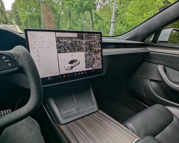 Білий Тесла Модель С, об'ємом двигуна 0 л та пробігом 99 тис. км за 42000 $, фото 16 на Automoto.ua