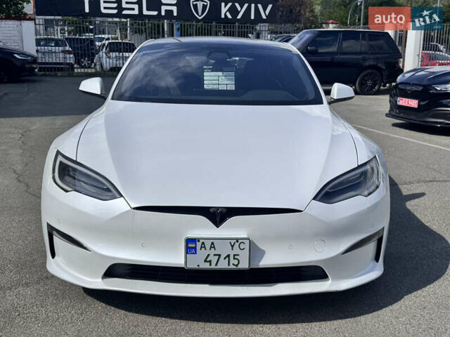 Белый Тесла Модель С, объемом двигателя 0 л и пробегом 67 тыс. км за 34900 $, фото 6 на Automoto.ua