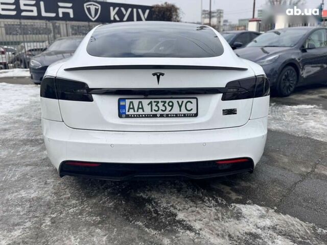 Белый Тесла Модель С, объемом двигателя 0 л и пробегом 59 тыс. км за 44900 $, фото 11 на Automoto.ua