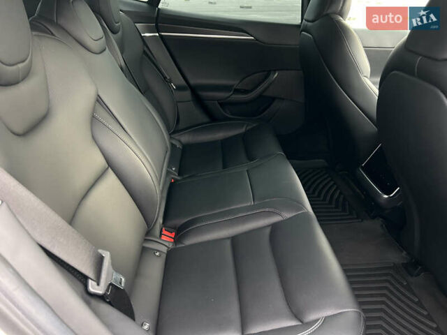 Тесла Модель С 2021 у Львові на Automoto.ua Білий Тесла Модель С, об'ємом двигуна 0 л та пробігом 49 тис. км за 41900 $, фото 18 на Automoto.ua