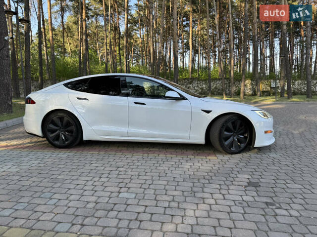 Білий Тесла Модель С, об'ємом двигуна 0 л та пробігом 38 тис. км за 33000 $, фото 28 на Automoto.ua