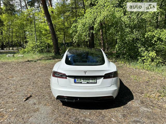 Белый Тесла Модель С, объемом двигателя 0 л и пробегом 46 тыс. км за 57000 $, фото 13 на Automoto.ua
